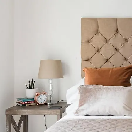 Special Apartment With Balconies - In The Very Heart Of Leeds