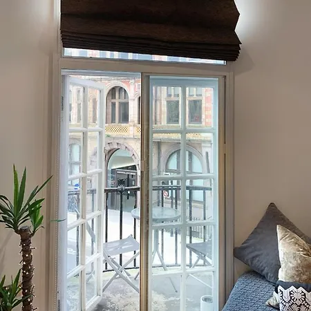 公寓 Special Apartment With Balconies - In The Very Heart Of Leeds